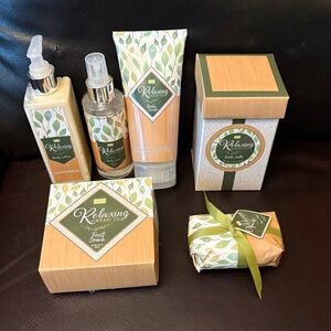 Relaxing Green Tea Bath & Body Gift Set — Green